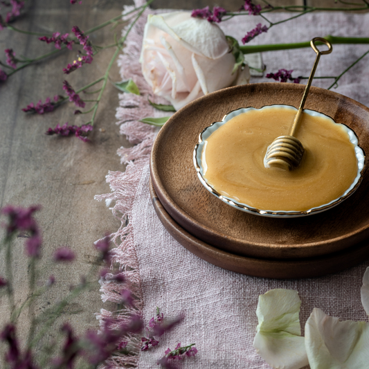 Honey For Your Skin! Using raw honey for your skincare routine gives you a glow & naturally exfoliates