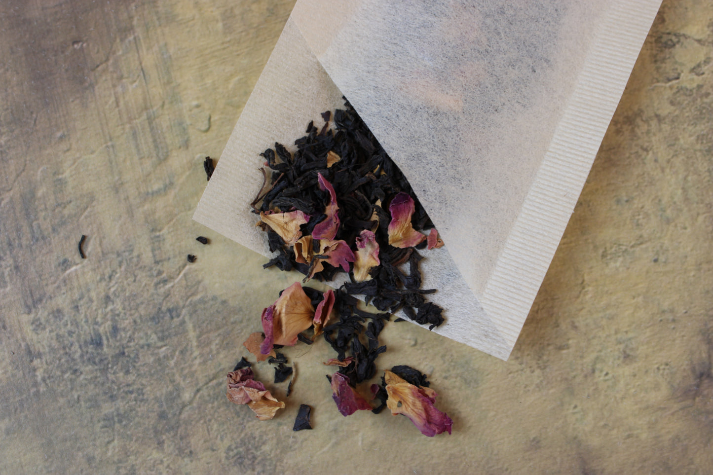 Single Use Tea Bags Made from 100% Biodegradable Natural, Unbleached & Chlorine Free Paper.