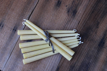 Bees Wax Taper Candle ~ Hand Poured Yellow Bees Wax Candle with Cotton Wick - Blue Sage Family Farm - Blue Sage Honey Co.