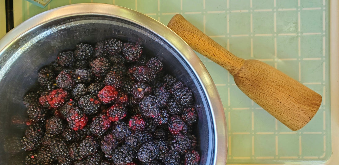 Blackberry Jam with Honey - How To - Low Sugar Jam Recipe - Blue Sage Family Farm