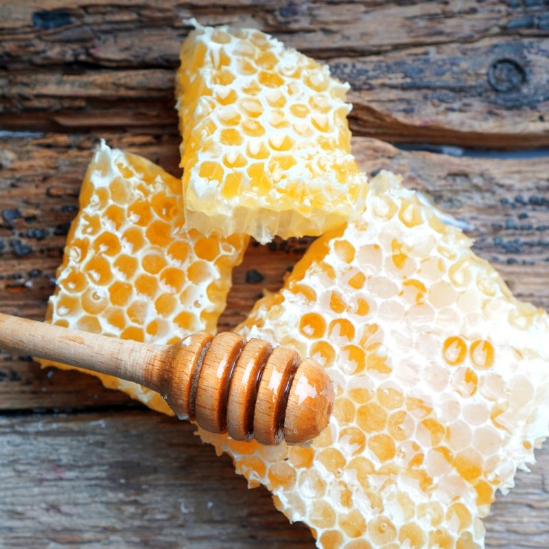 The Power of Raw Honey Promotes Good Health - Blue Sage Family Farm