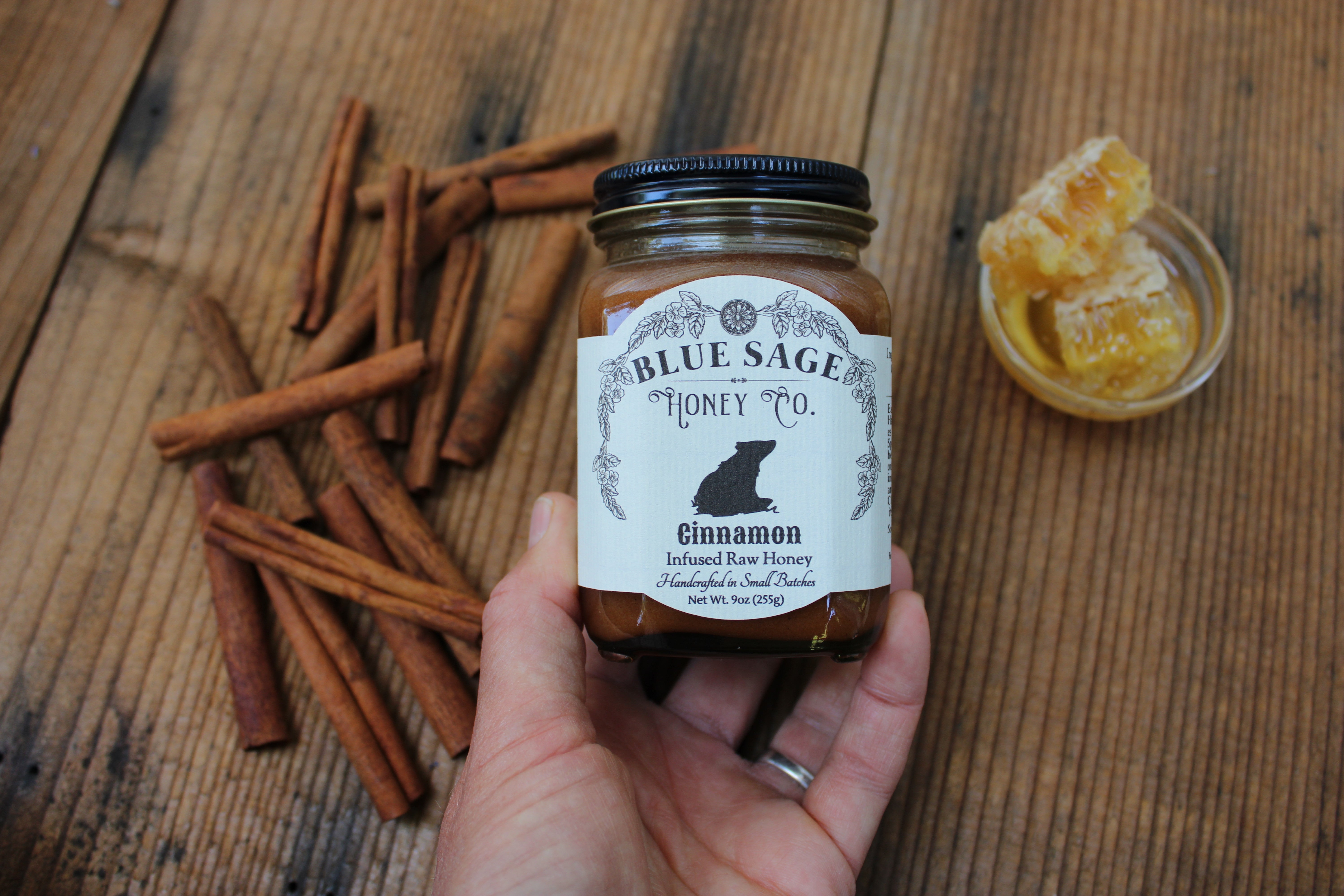 Blue Sage Honey Co. Cinnamon Infused Raw Honey – Blue Sage Family Farm