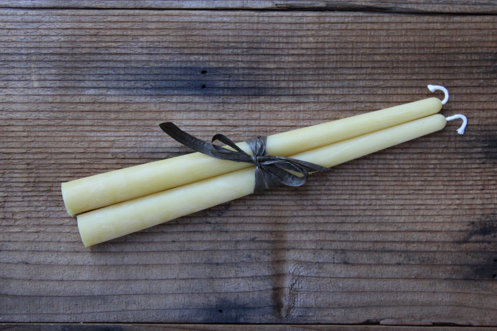 Bees Wax Taper Candle ~ Yellow Bees Wax Candle with Cotton Wick - Blue Sage Family Farm